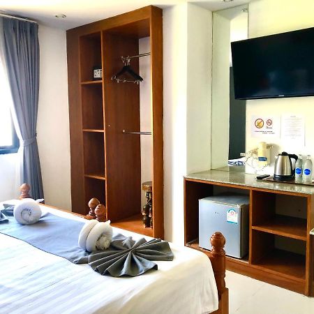 Patong Dynasty Hotel New Management Extérieur photo